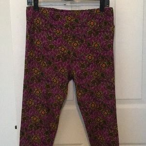 LuLaRoe TC (tall & curvy) leggings